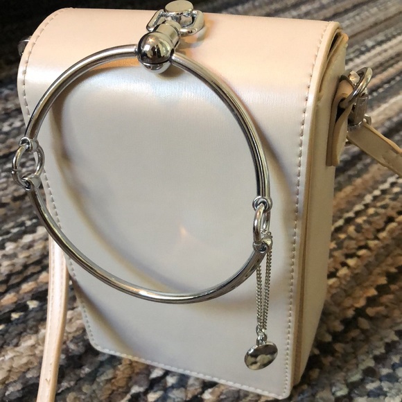 Handbags - Crossbody bag.